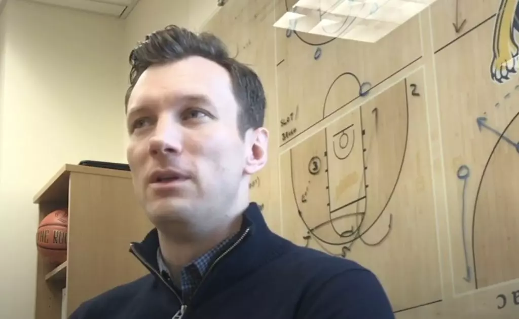 Quinnipiac Basketball Coach, Baker Dunleavy, Gives Impressive