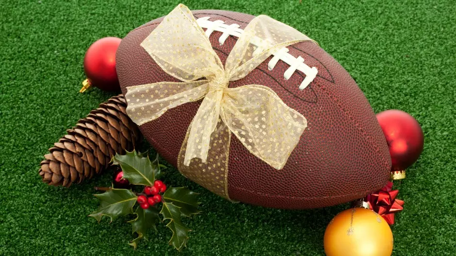 6 Gifts To Get Every Football Player On Black Friday | 2aDays News